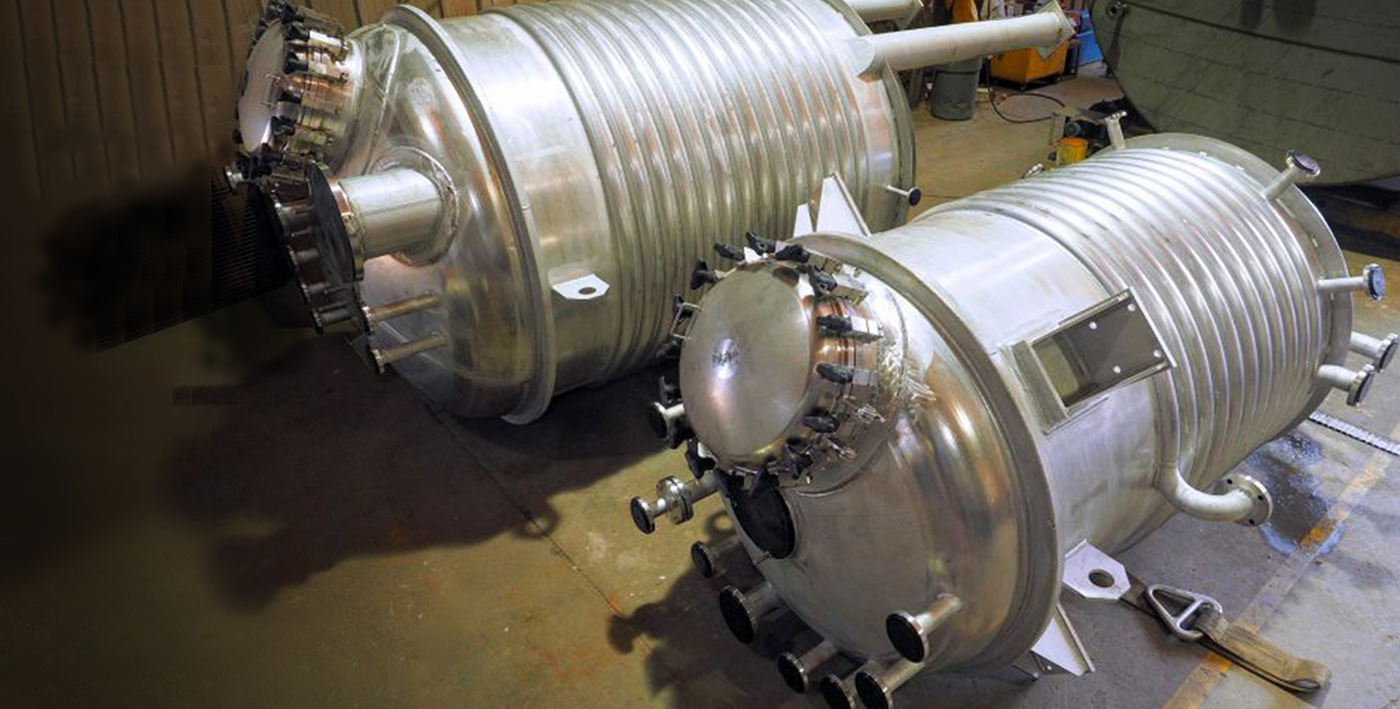 Blasting - Polishing - Passivation - for ASME Pressure Vessels - ASME Reactors - Heat Exchanagers - Columns & Towers Fabrication